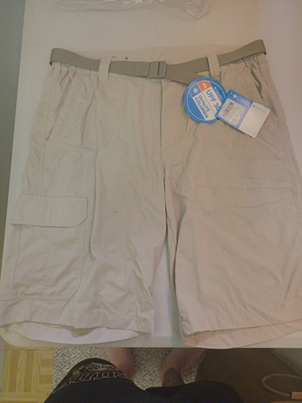 34 Columbia Sycamore Falls Cargo Khaki Chino UPF 30 Shorts NWT Omni Shade